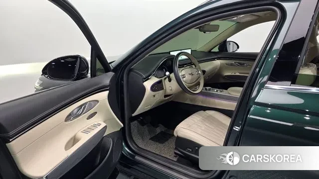 Genesis GV70 2021 Зеленый из Кореи, фото 2