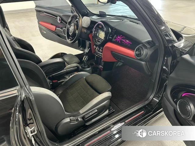 Mini Cooper S 2020 Черный из Кореи, фото 2