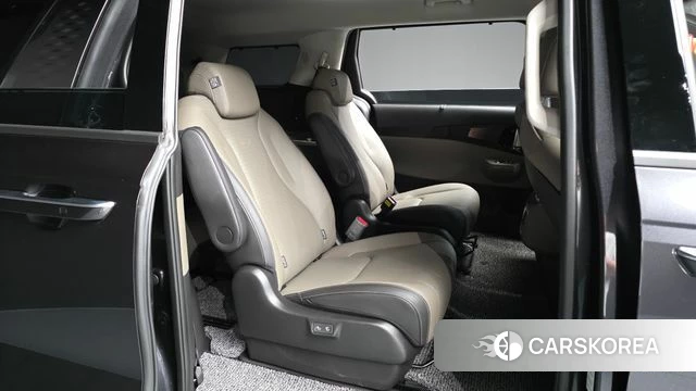 Kia The New Carnival 4th Generation 2026 Серый из Кореи, фото 2