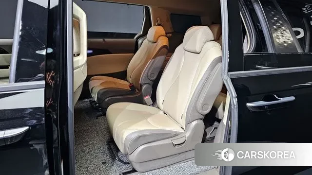Kia Carnival 4th generation 2022 Черный из Кореи, фото 2