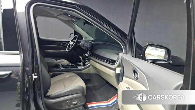 Kia The New Carnival 4th Generation 2025 Черный из Кореи, фото 2