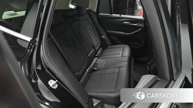 BMW X3 (G01) 2024 Черный из Кореи, фото 2