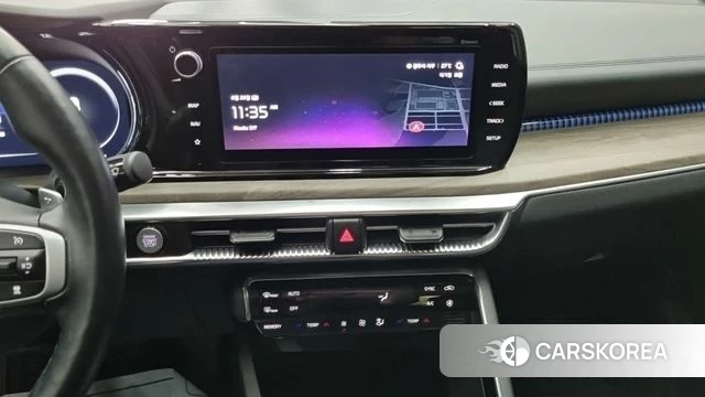 Kia K5 3rd generation 2023 Серый из Кореи, фото 2