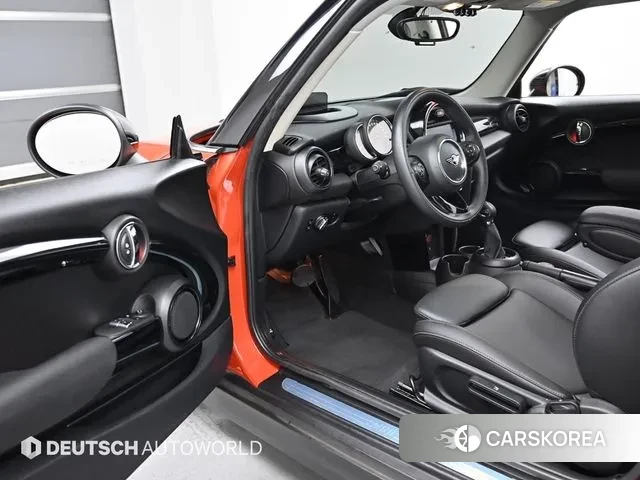 Mini Cooper 2019 Красный из Кореи, фото 2