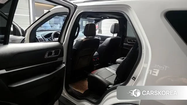 Ford Explorer 2018 Белый из Кореи, фото 2