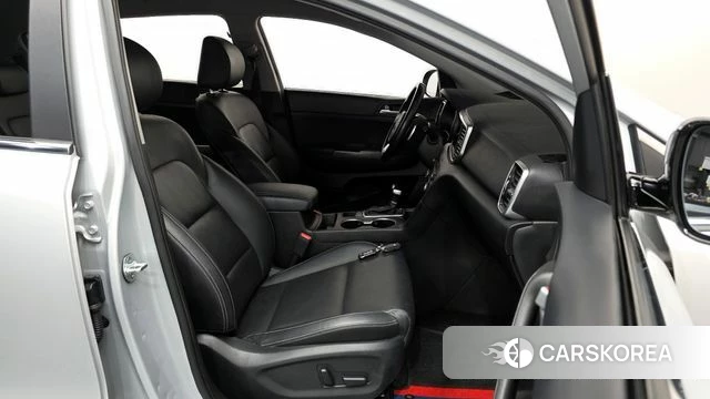 Kia Sportage The Bold 2019 Серебряный из Кореи, фото 2