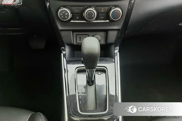 Nissan Xuan Yi 2021 Белый из Китая, фото 2
