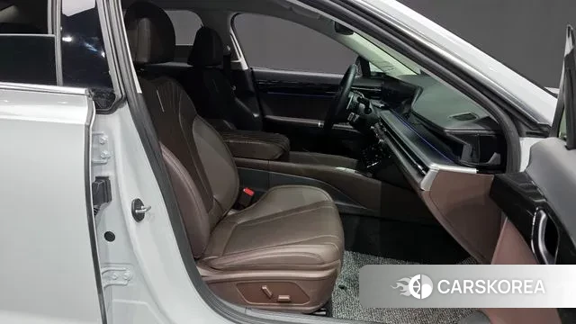 Hyundai Grandeur (GN7) 2025 Белый из Кореи, фото 2