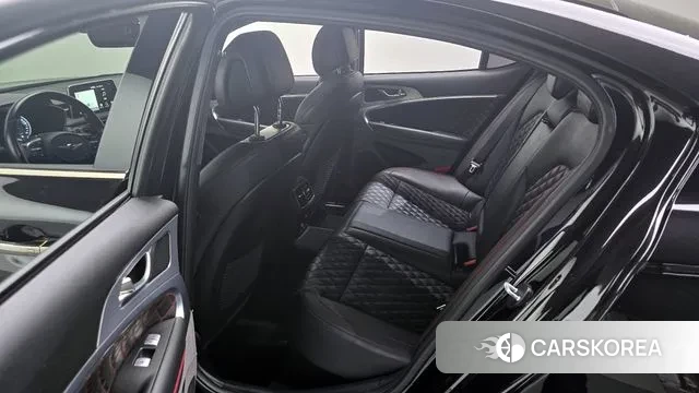 Genesis G70 2018 Черный из Кореи, фото 2