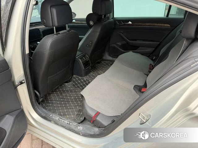 Volkswagen Magotan 2019 Шампань из Китая, фото 2
