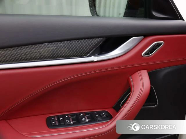Maserati Levante 2018 Белый из Китая, фото 2