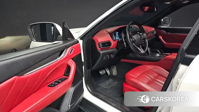 Maserati Levante 2019 Белый из Кореи, фото 2