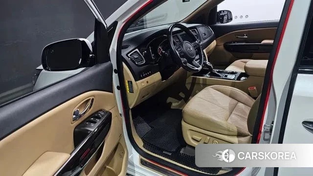 Kia The New Carnival 2019 Белый из Кореи, фото 2