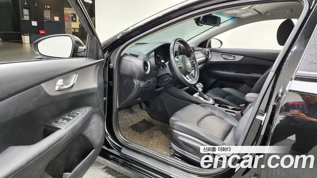 Kia The New K3 2nd generation 2021 Черный из Кореи, фото 2