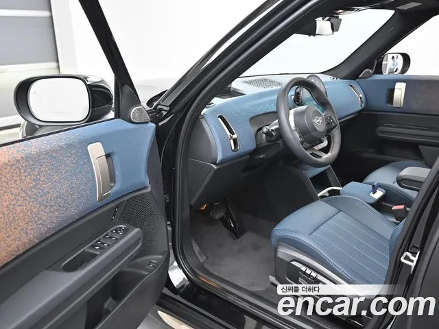 Mini Cooper S Countryman 3rd Generation 2024 Черный из Кореи, фото 2