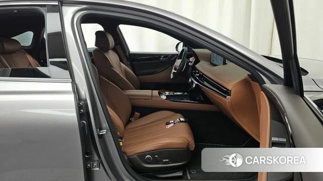 Genesis G80 (RG3) 2022 Серебряный из Кореи, фото 2