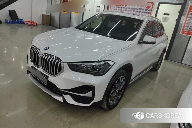 BMW X1 2021 Белый из Китая, фото 2
