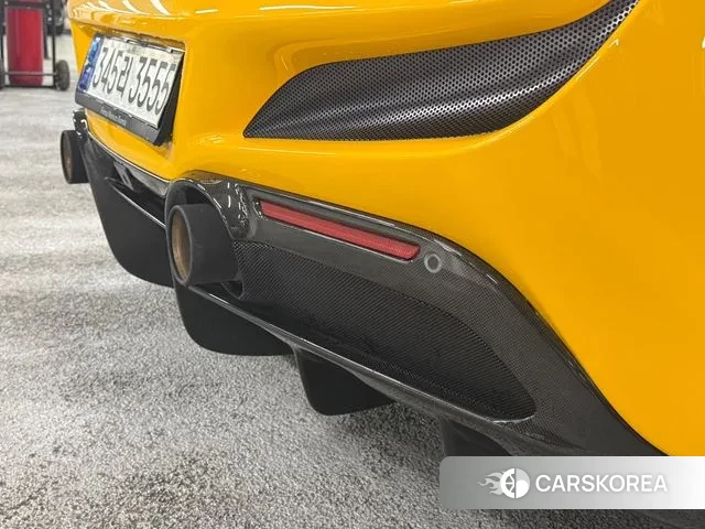 Ferrari F8 Spider 2021 Желтый из Кореи, фото 2