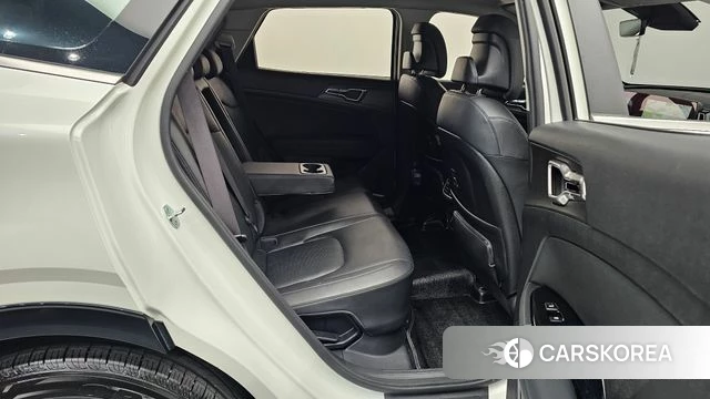 Kia Sportage 5th Generation Hybrid 2022 Белый из Кореи, фото 2