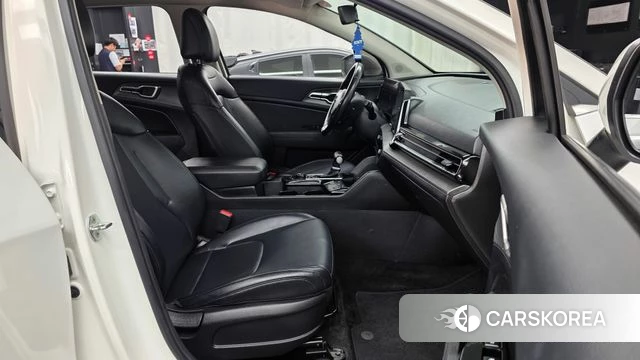 Kia Sportage 5th Generation 2022 Белый из Кореи, фото 2