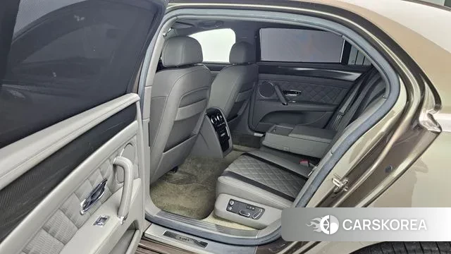 Bentley Flying Spur 2nd Generation 2018 Коричневый из Кореи, фото 2