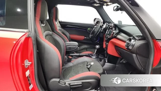 Mini Cooper S 2018 Красный из Кореи, фото 2