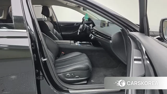 Genesis G80 (RG3) 2022 Черный из Кореи, фото 2