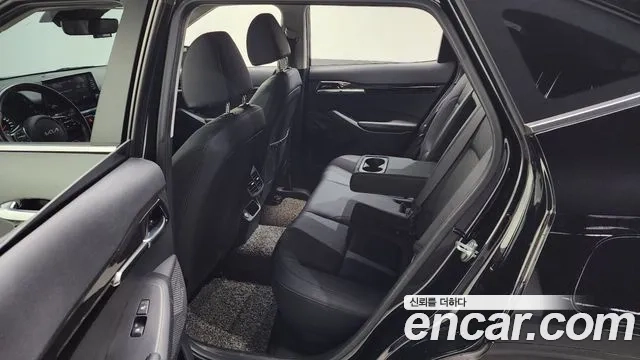 Kia Seltos 2022 Черный из Кореи, фото 2