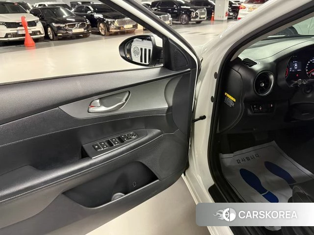 Kia Come New K3 2018 Белый из Кореи, фото 2