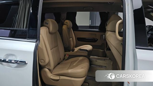 Kia The New Carnival 2018 Белый из Кореи, фото 2