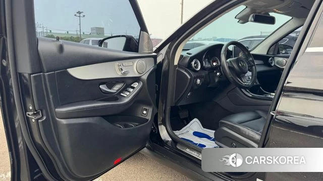 Mercedes-Benz GLC-Class X253 2018 Черный из Кореи, фото 2