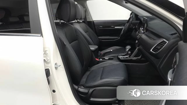 Kia Seltos 2019 Белый из Кореи, фото 2