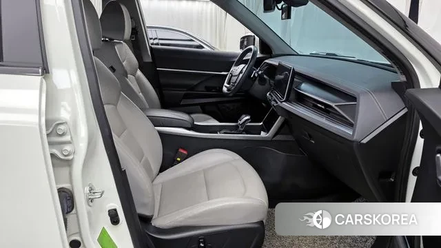 Ssangyong Torres 2023 Белый из Кореи, фото 2