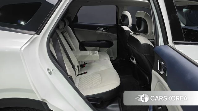 Kia Sportage 5th Generation 2022 Белый из Кореи, фото 2