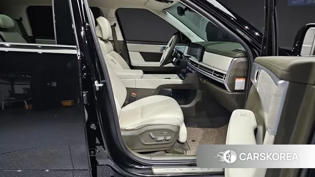 Hyundai Santa Fe (MX5) 2024 Черный из Кореи, фото 2