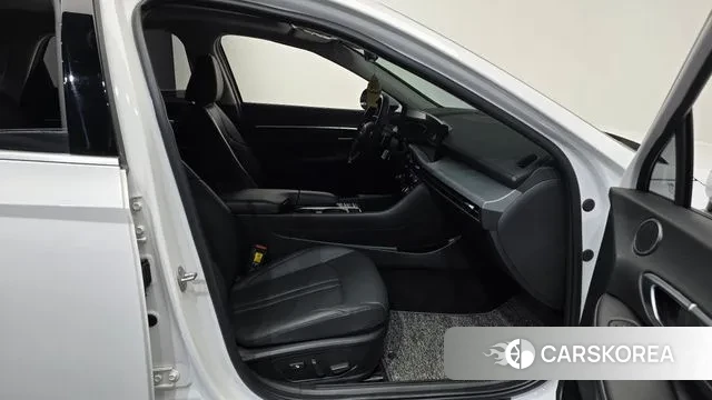 Hyundai Sonata D Edge (DN8) 2024 Белый из Кореи, фото 2