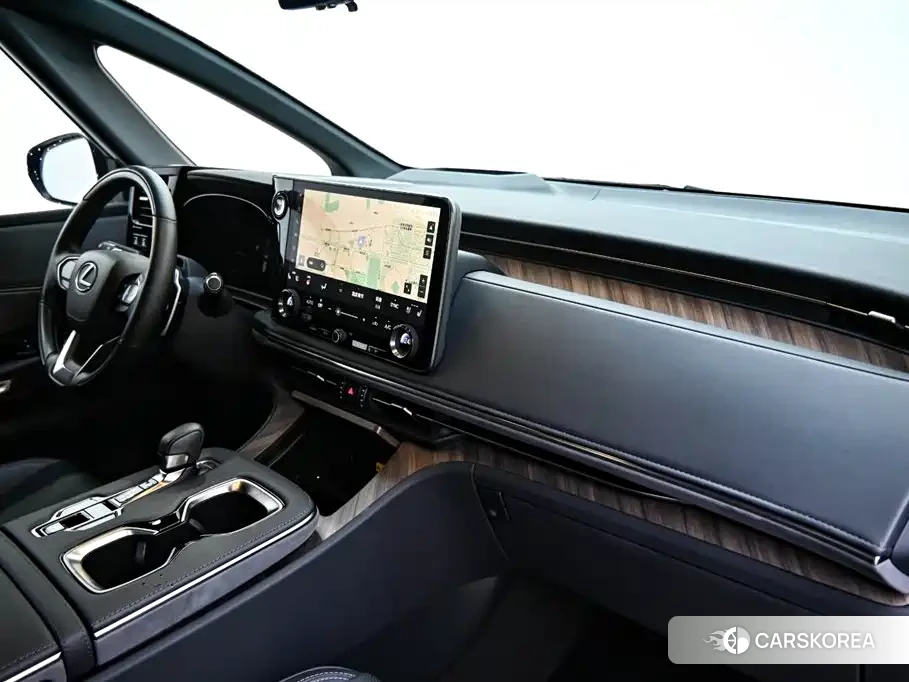 Lexus LM 2024 Черный из Китая, фото 2