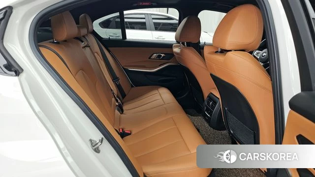 BMW 3 Series (G20) 2022 Белый из Кореи, фото 2