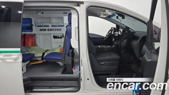 Hyundai Staria 2022 Белый из Кореи, фото 2