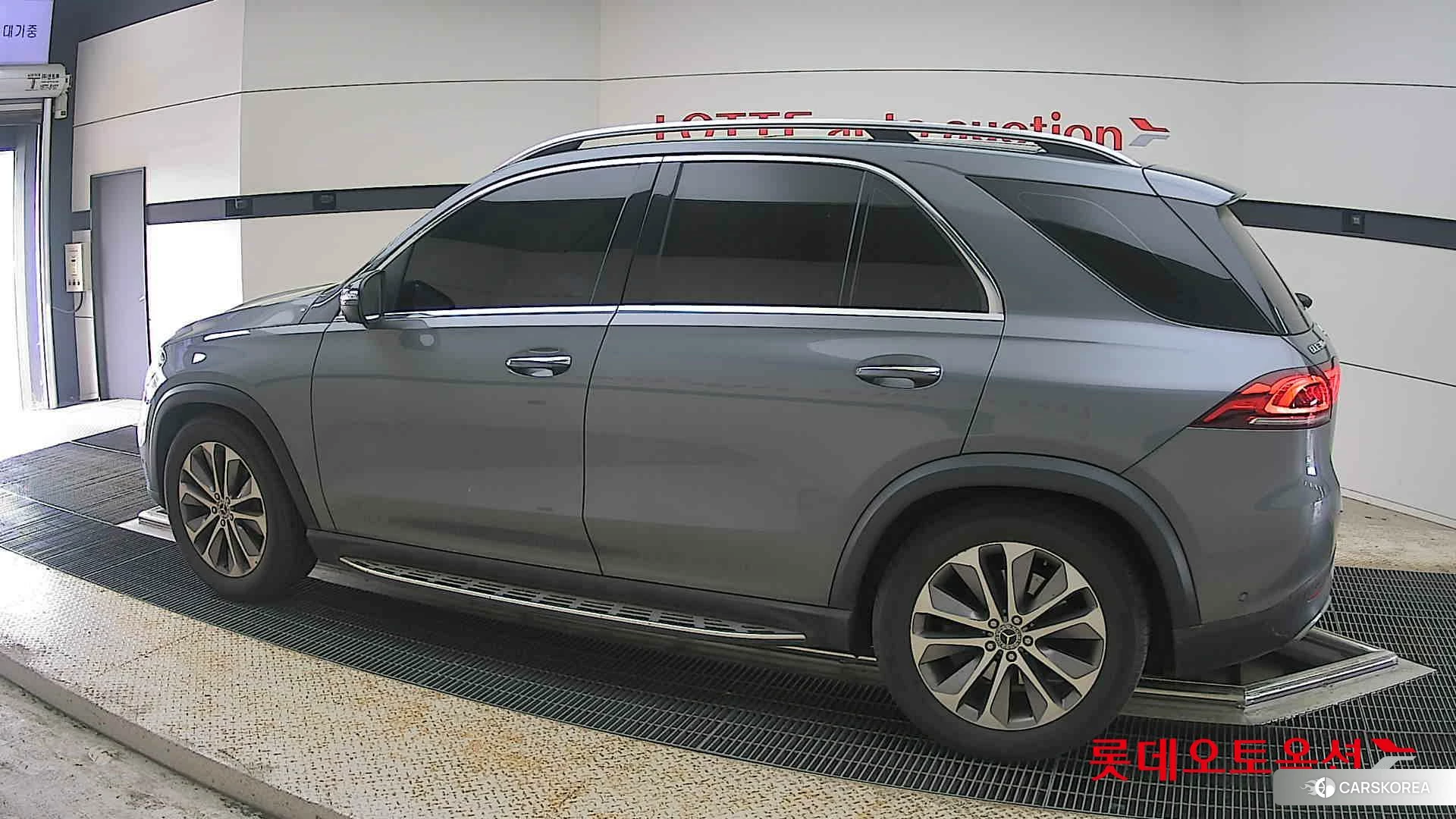 Mercedes-Benz Mercedes-Benz GLE300 d 4MATIC 2022 992-SELENITE GREY METALLIC [BENZ] из Кореи, фото 2