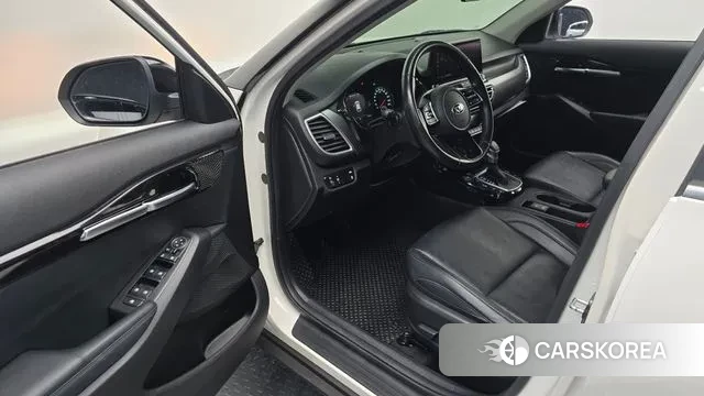 Kia Seltos 2020 Белый из Кореи, фото 2