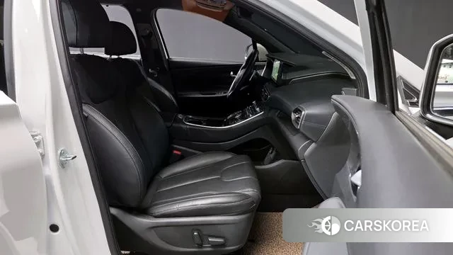 Hyundai The New Santa Fe 2023 Белый из Кореи, фото 2