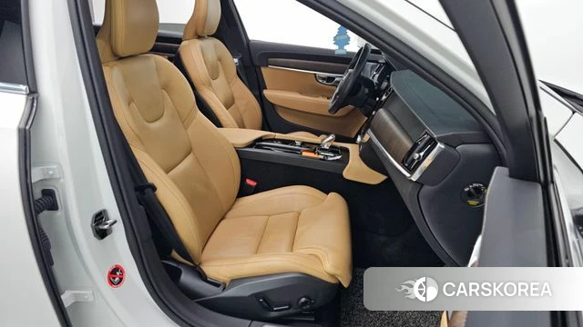 Volvo S90 2021 Белый из Кореи, фото 2