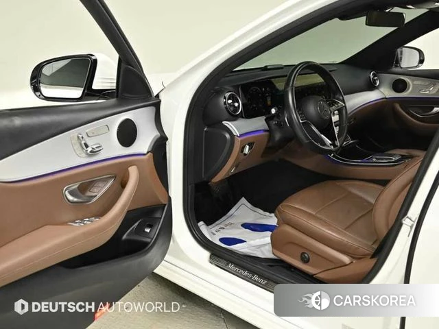 Mercedes-Benz E-Class W213 2021 Белый из Кореи, фото 2