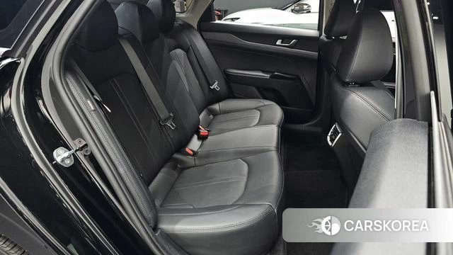 Kia The New K5 3rd generation 2024 Черный из Кореи, фото 2