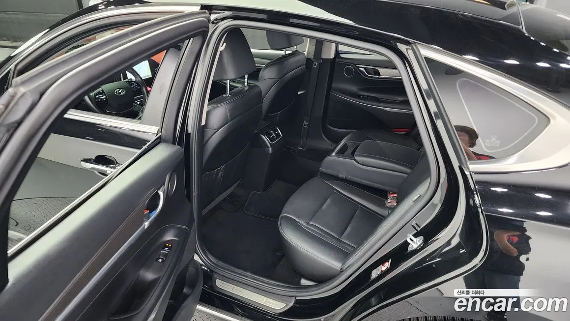 Hyundai Grandeur IG Hybrid 2018 из Кореи, фото 2