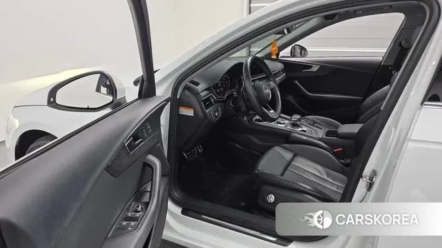 Audi A4 (B9) 2018 Белый из Кореи, фото 2