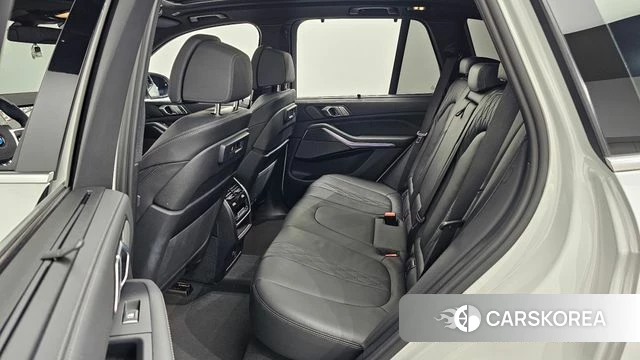 BMW X5 (G05) 2023 Белый из Кореи, фото 2