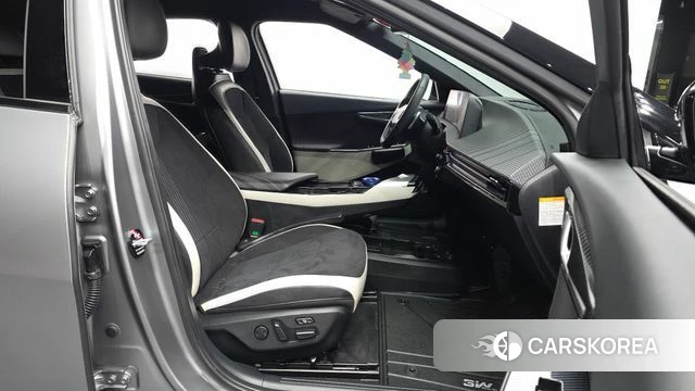 Kia EV6 2022 Серый из Кореи, фото 2