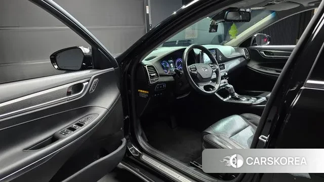 Hyundai Grandeur IG Hybrid 2018 Черный из Кореи, фото 2